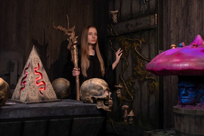 Escape Room Activity in Seattle - Puzzle Pace, Team Size, and How to Win Together