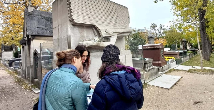 Who Killed Victor ? Escape Game at Père Lachaise Cemetery - What to Know Before You Go (Walking, Puzzles, and Timing)